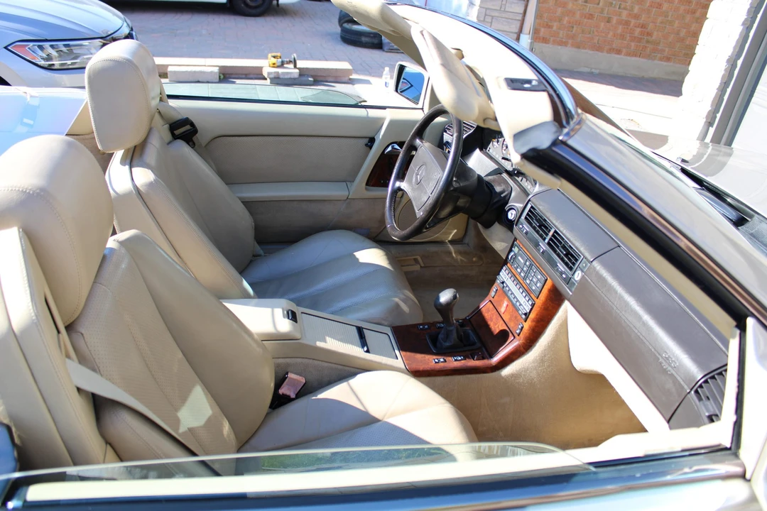 1991 Mercedes-Benz R129 SL-Class - Image 21 of 31