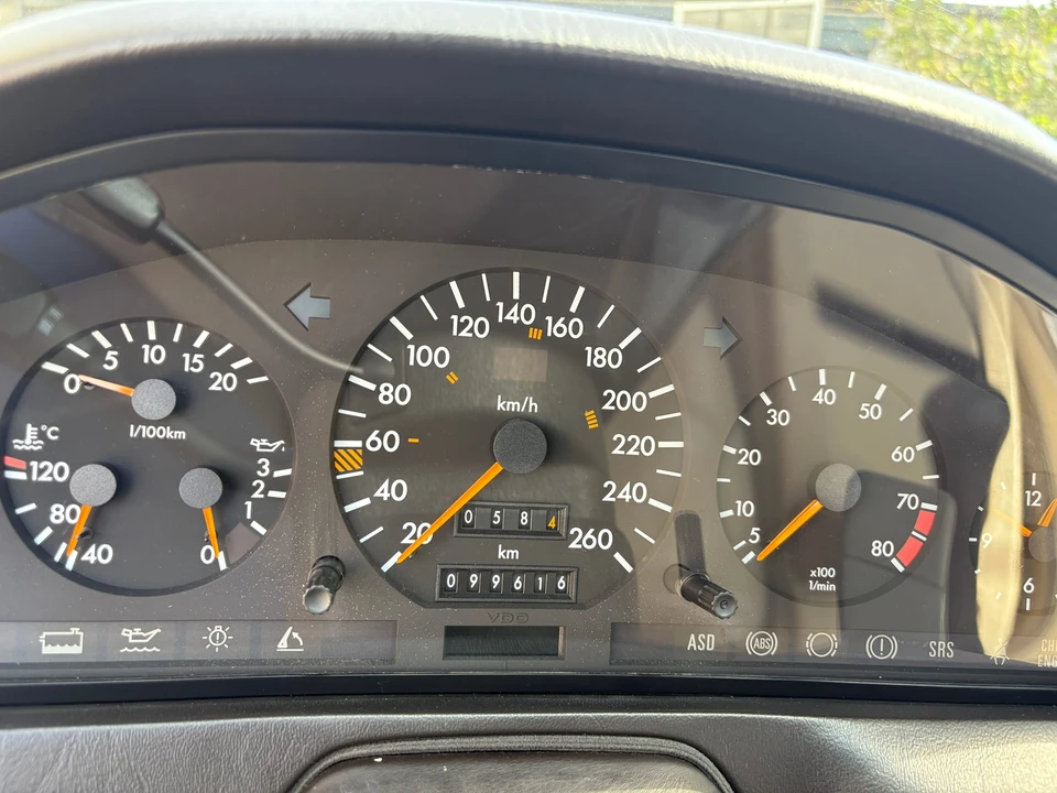 1991 Mercedes-Benz R129 SL-Class - Image 28 of 31