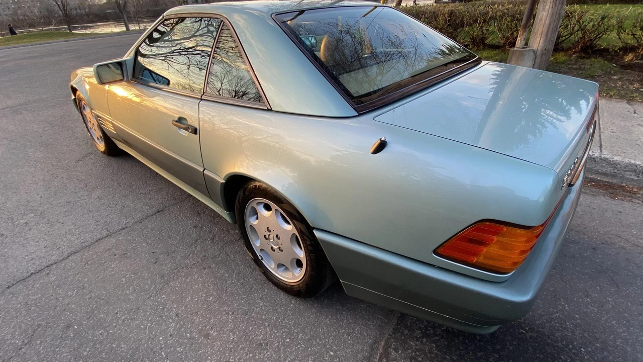 1991 Mercedes-Benz R129 SL-Class - Image 25 of 31