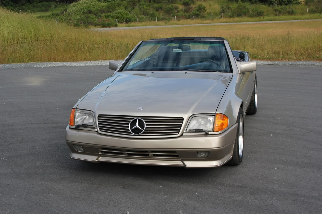 1991 Mercedes-Benz R129 SL-Class - Image 2 of 31