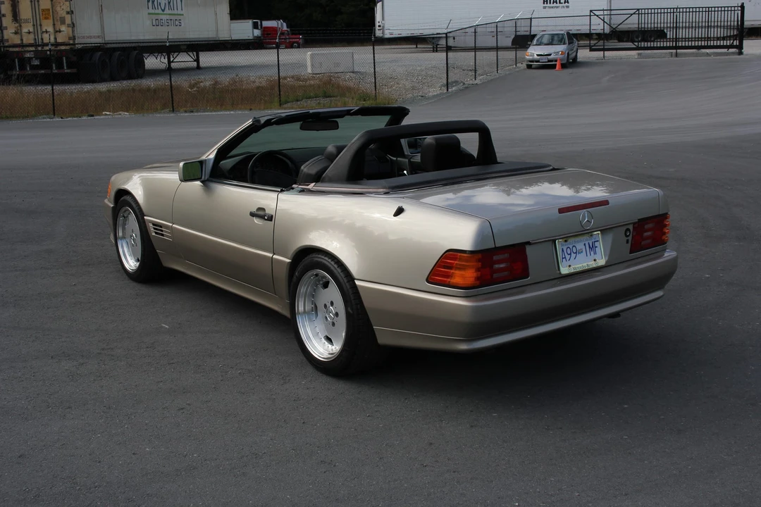 1991 Mercedes-Benz R129 SL-Class - Image 11 of 31