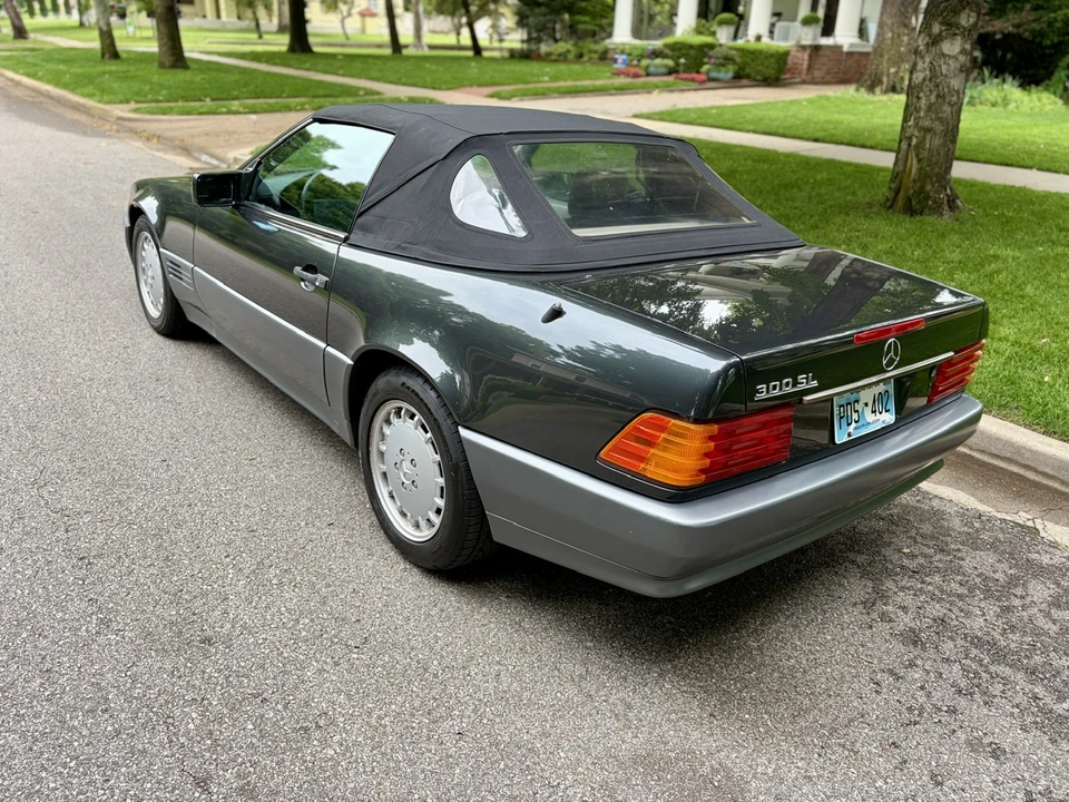1991 Mercedes-Benz R129 SL-Class - Image 8 of 31