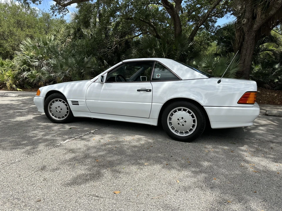 1991 Mercedes-Benz R129 SL-Class - Image 16 of 31