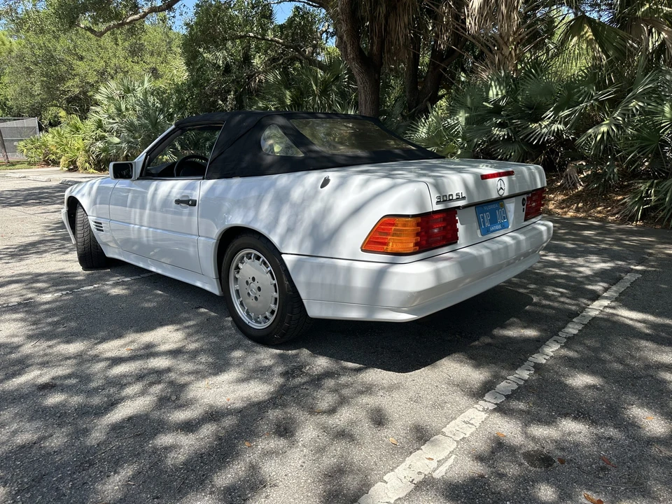 1991 Mercedes-Benz R129 SL-Class - Image 17 of 31