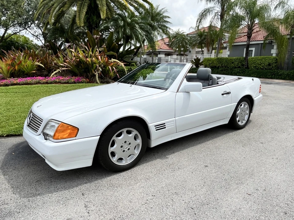 1991 Mercedes-Benz R129 SL-Class - Image 2 of 31