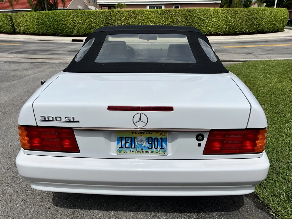 1991 Mercedes-Benz R129 SL-Class - Image 10 of 31