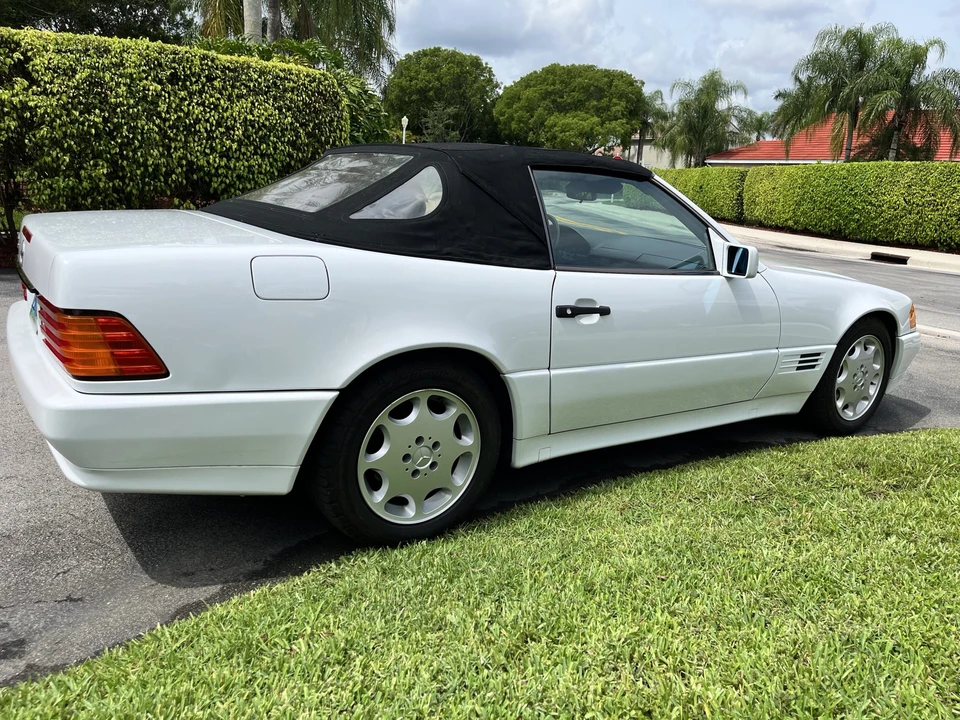 1991 Mercedes-Benz R129 SL-Class - Image 12 of 31
