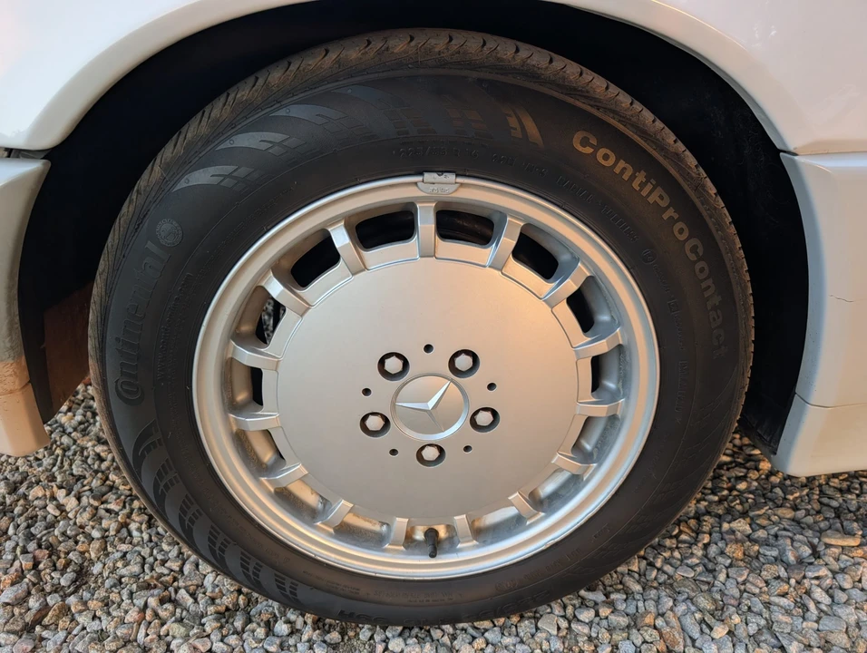 1991 Mercedes-Benz R129 SL-Class - Image 22 of 31