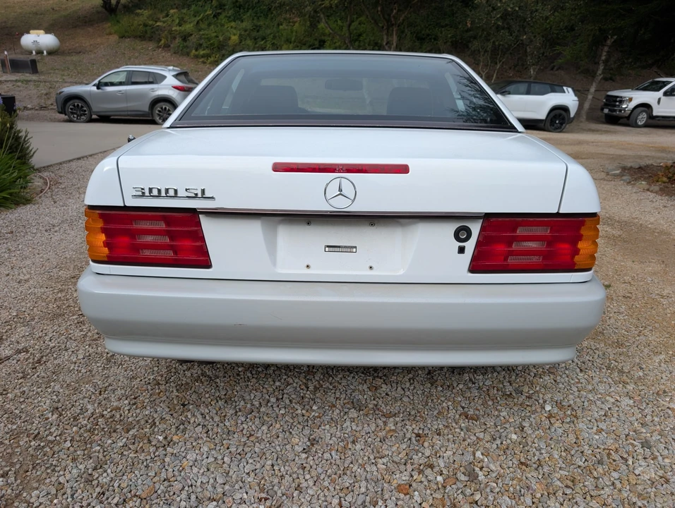 1991 Mercedes-Benz R129 SL-Class - Image 10 of 31