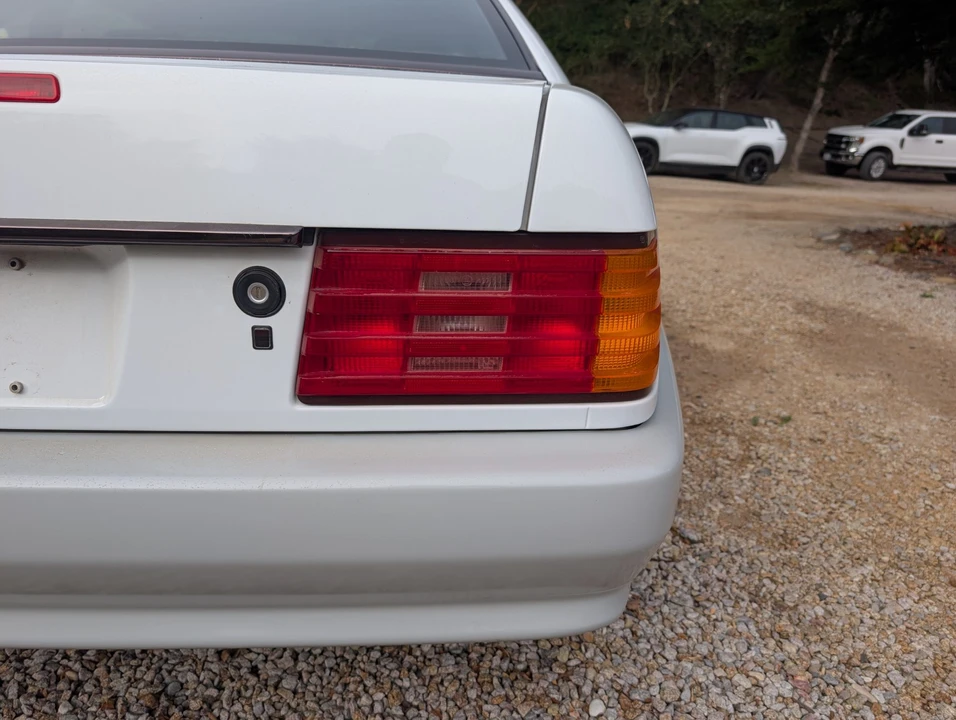 1991 Mercedes-Benz R129 SL-Class - Image 13 of 31