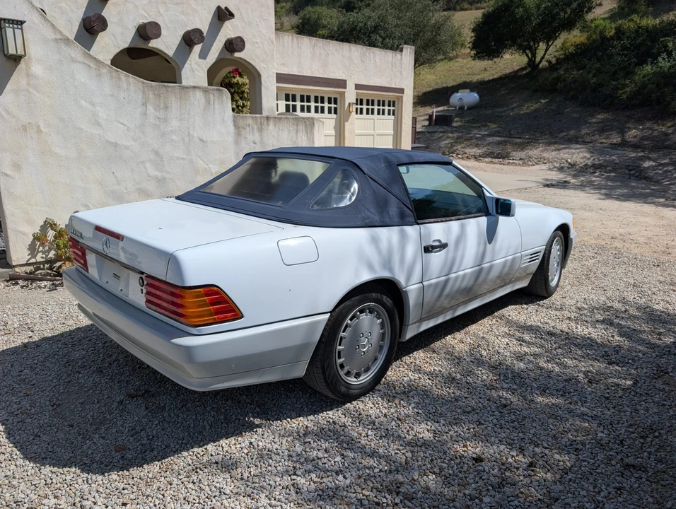 1991 Mercedes-Benz R129 SL-Class - Image 9 of 31