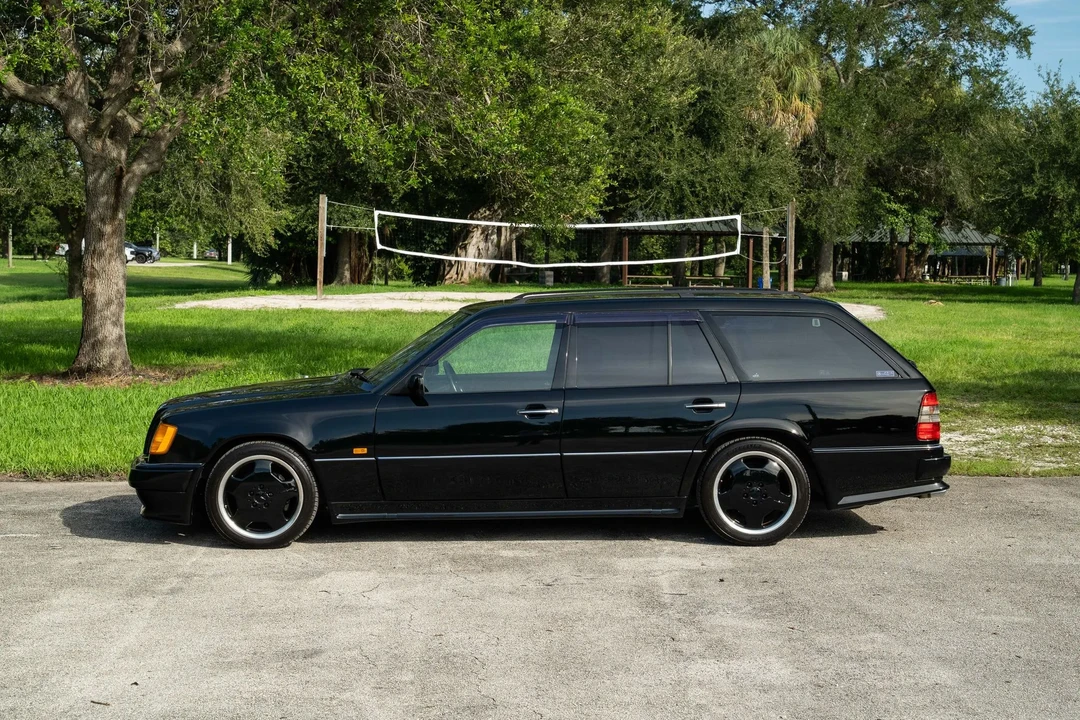 1991 Mercedes-Benz W124 E-Class - Image 9 of 31