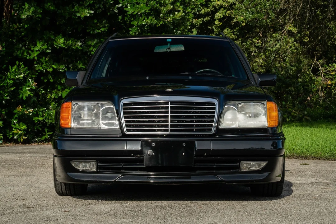 1991 Mercedes-Benz W124 E-Class - Image 2 of 31