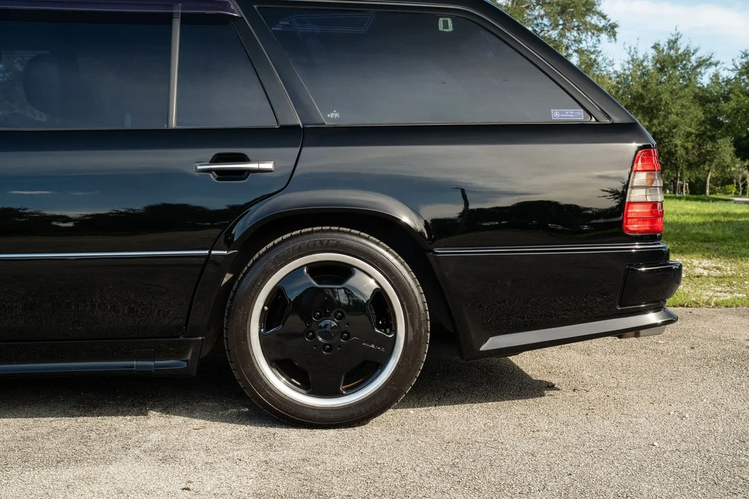 1991 Mercedes-Benz W124 E-Class - Image 14 of 31