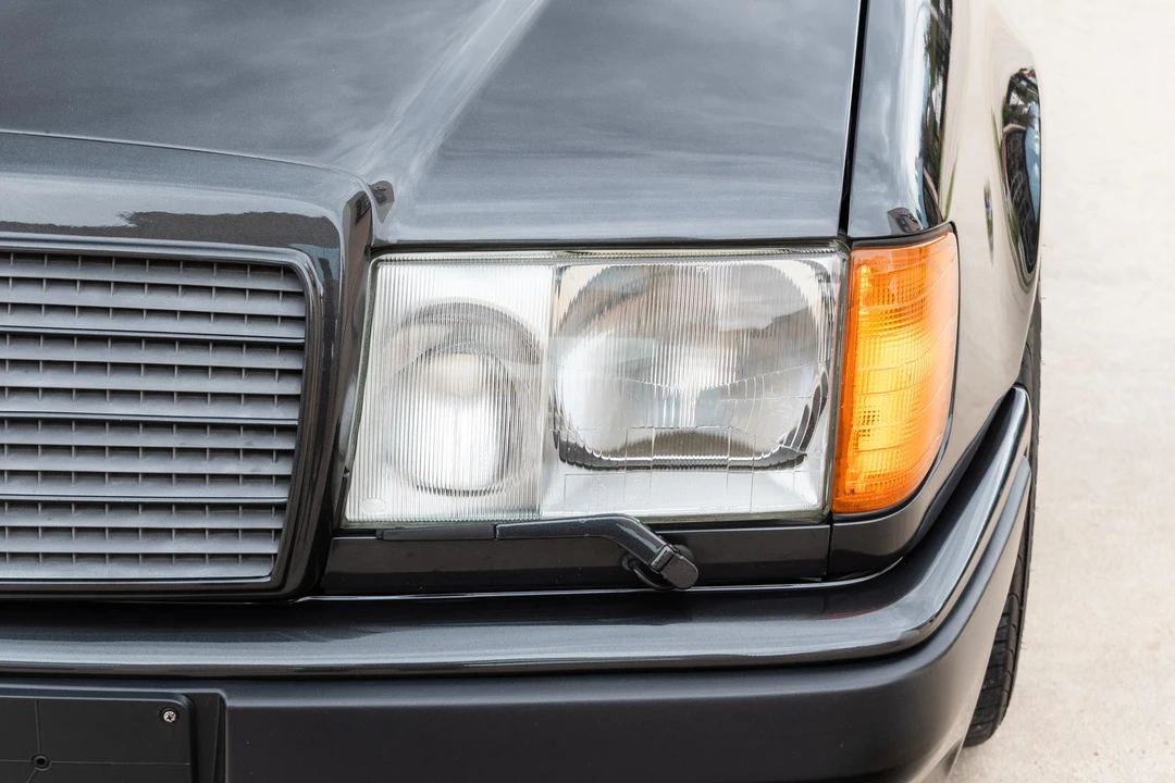 1991 Mercedes-Benz W124 E-Class - Image 16 of 31