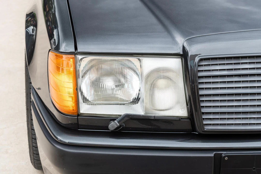 1991 Mercedes-Benz W124 E-Class - Image 15 of 31