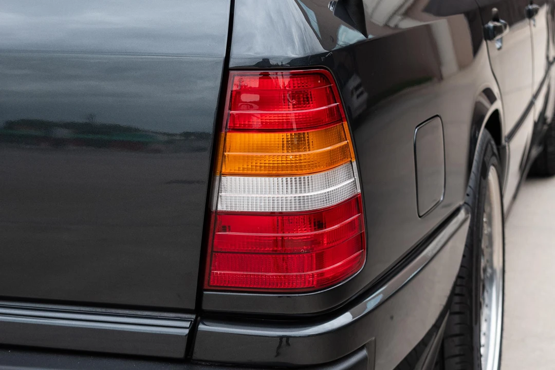 1991 Mercedes-Benz W124 E-Class - Image 23 of 31