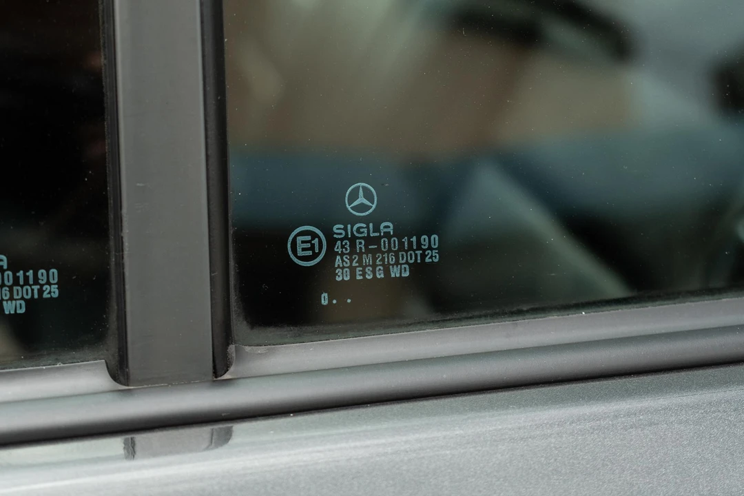 1991 Mercedes-Benz W124 E-Class - Image 28 of 31