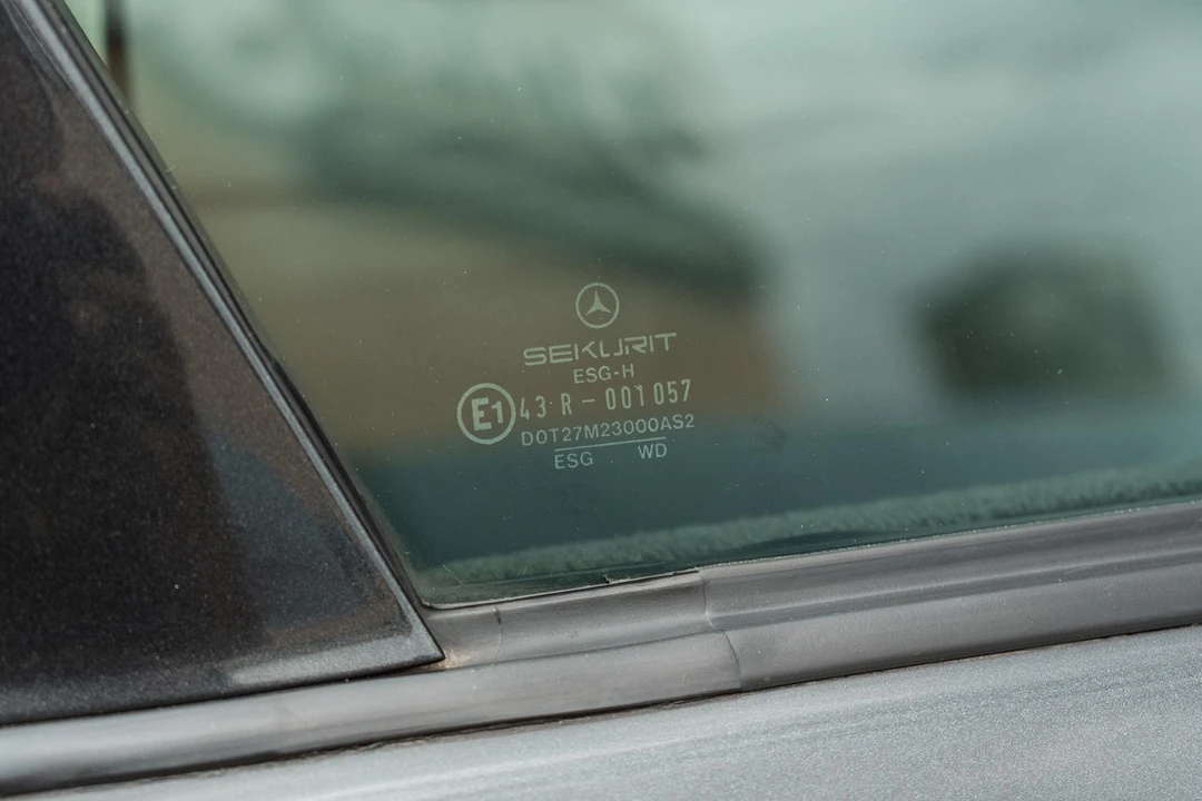 1991 Mercedes-Benz W124 E-Class - Image 29 of 31
