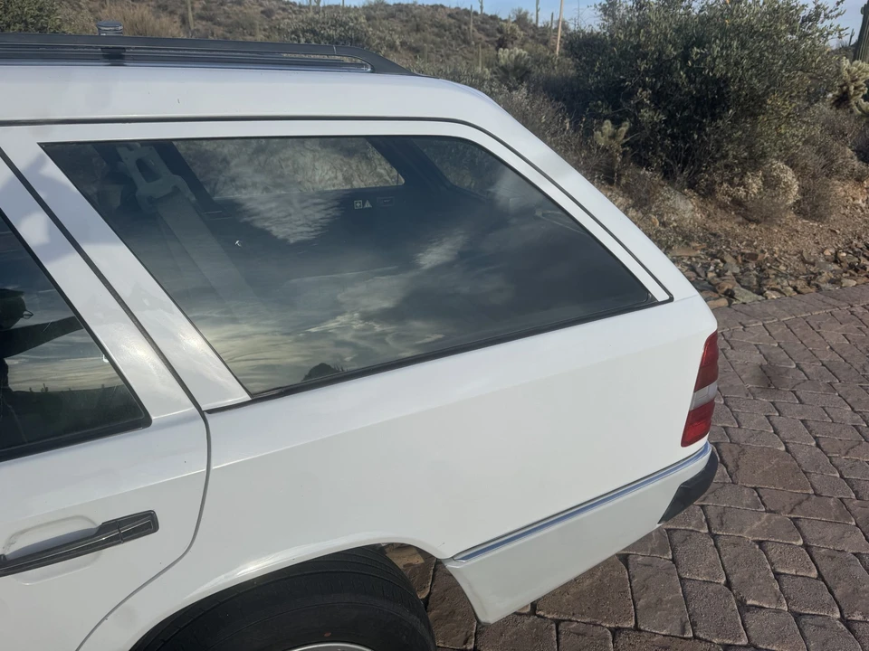 1991 Mercedes-Benz W124 E-Class - Image 20 of 31