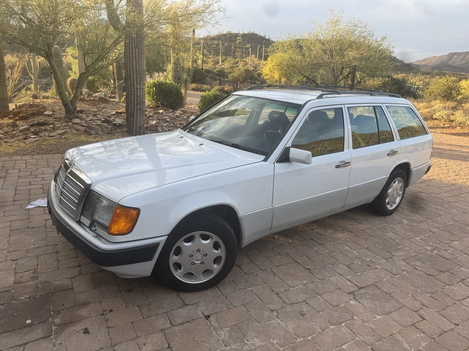 1991 Mercedes-Benz W124 E-Class - Image 3 of 31