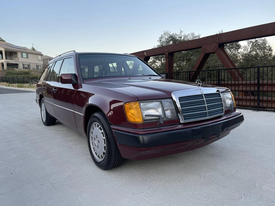 1991 Mercedes-Benz W124 E-Class - Image 13 of 31