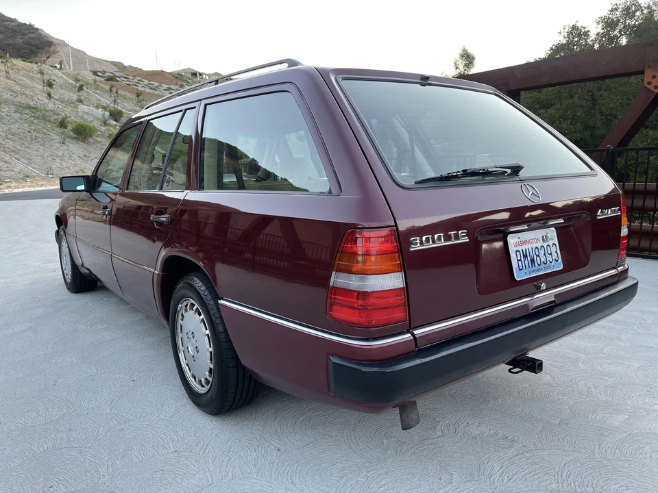 1991 Mercedes-Benz W124 E-Class - Image 24 of 31