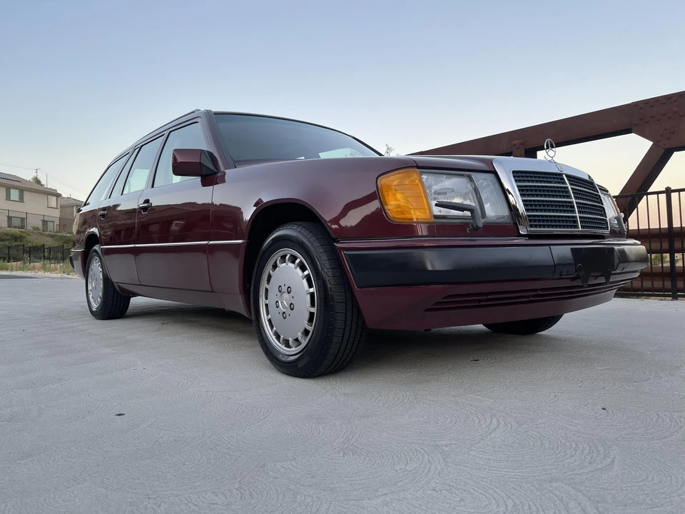 1991 Mercedes-Benz W124 E-Class - Image 12 of 31