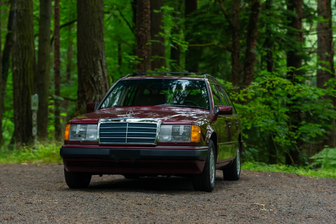 1991 Mercedes-Benz W124 E-Class - Image 2 of 31