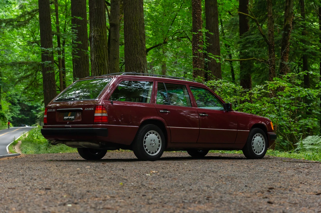 1991 Mercedes-Benz W124 E-Class - Image 17 of 31