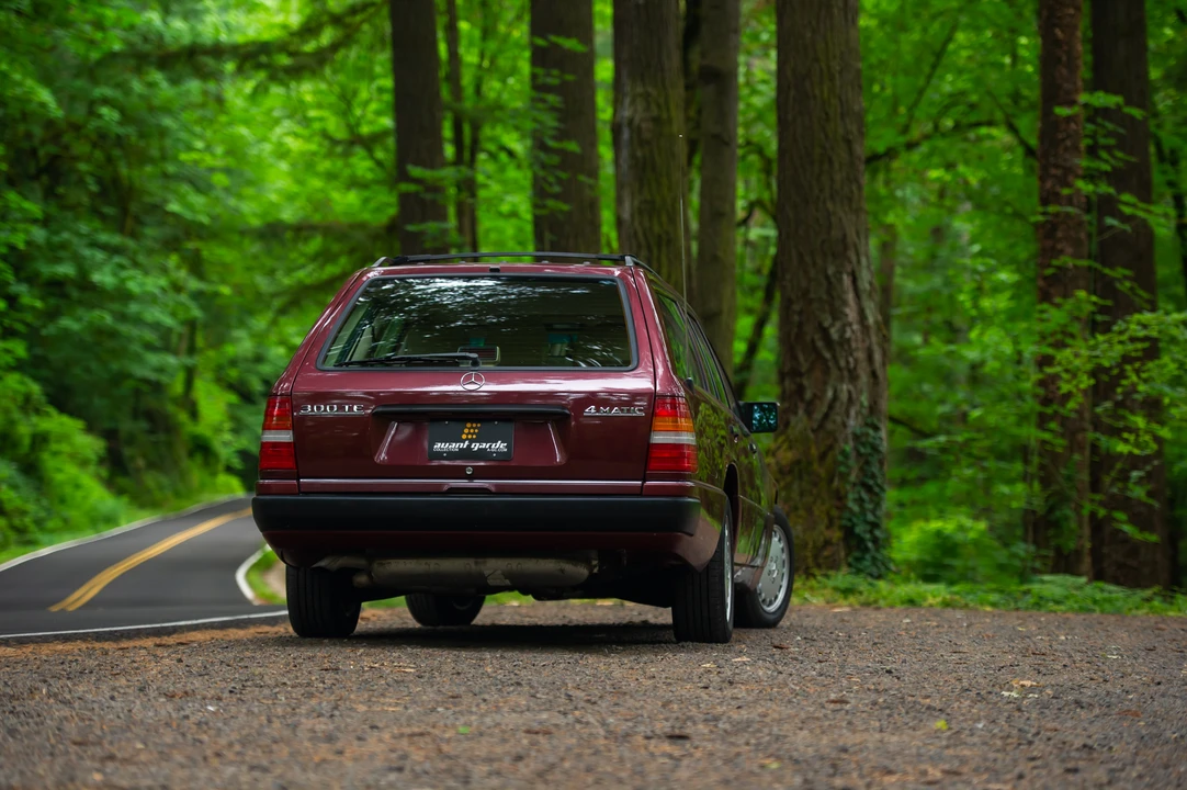 1991 Mercedes-Benz W124 E-Class - Image 12 of 31