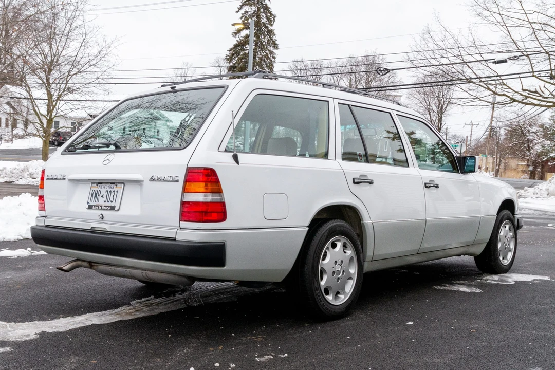 1991 Mercedes-Benz W124 E-Class - Image 6 of 31