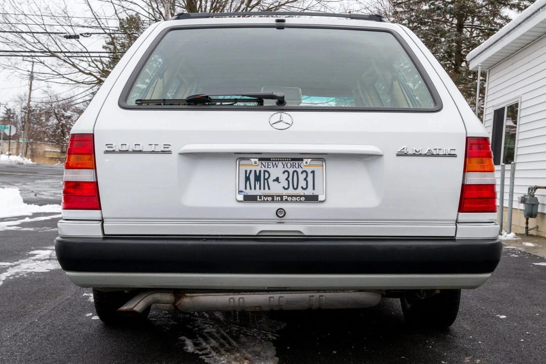 1991 Mercedes-Benz W124 E-Class - Image 5 of 31