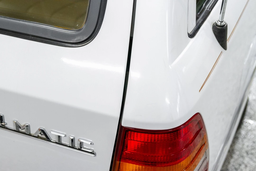1991 Mercedes-Benz W124 E-Class - Image 16 of 31