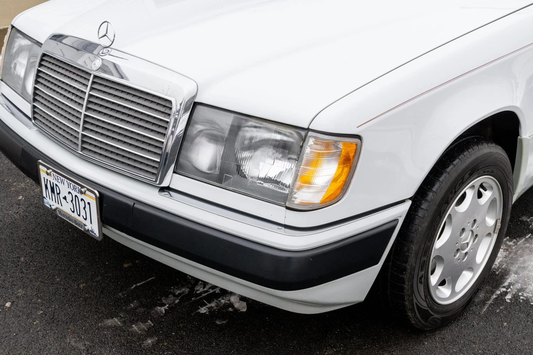 1991 Mercedes-Benz W124 E-Class - Image 18 of 31