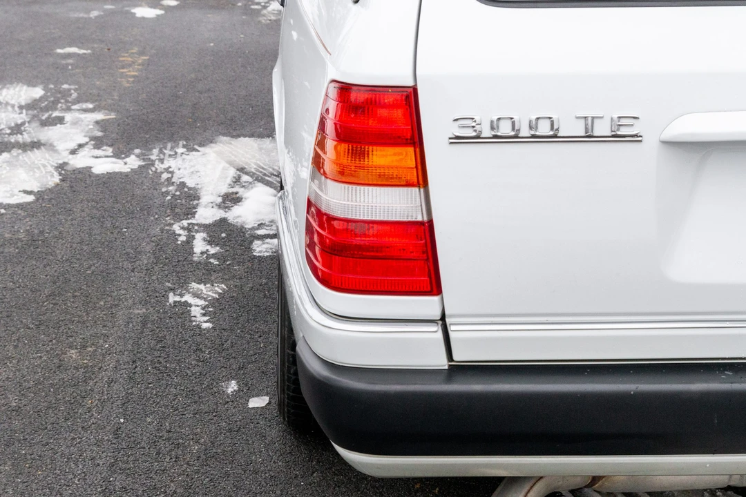 1991 Mercedes-Benz W124 E-Class - Image 22 of 31