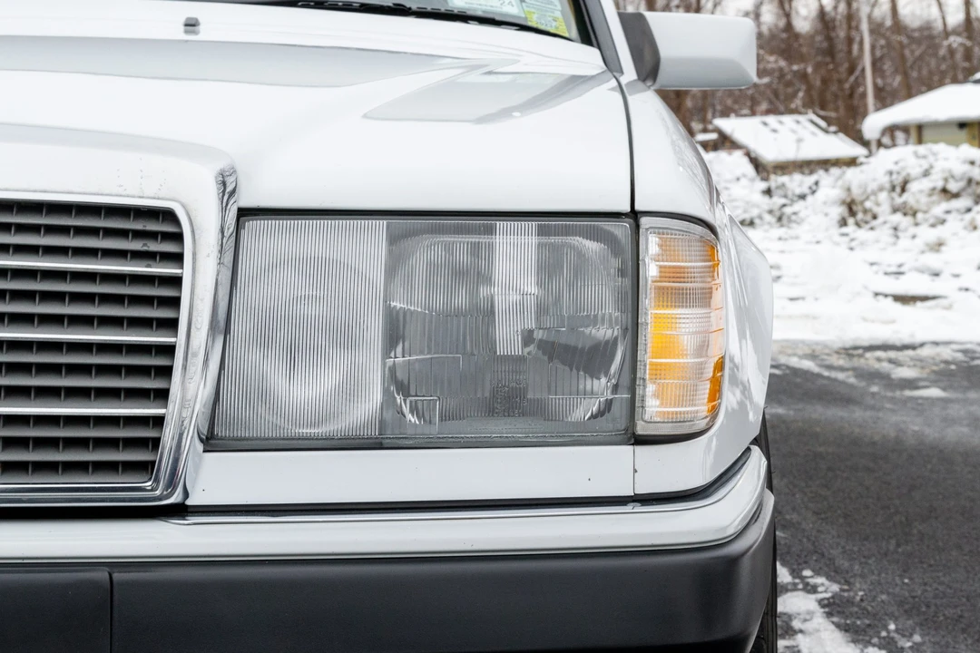 1991 Mercedes-Benz W124 E-Class - Image 20 of 31