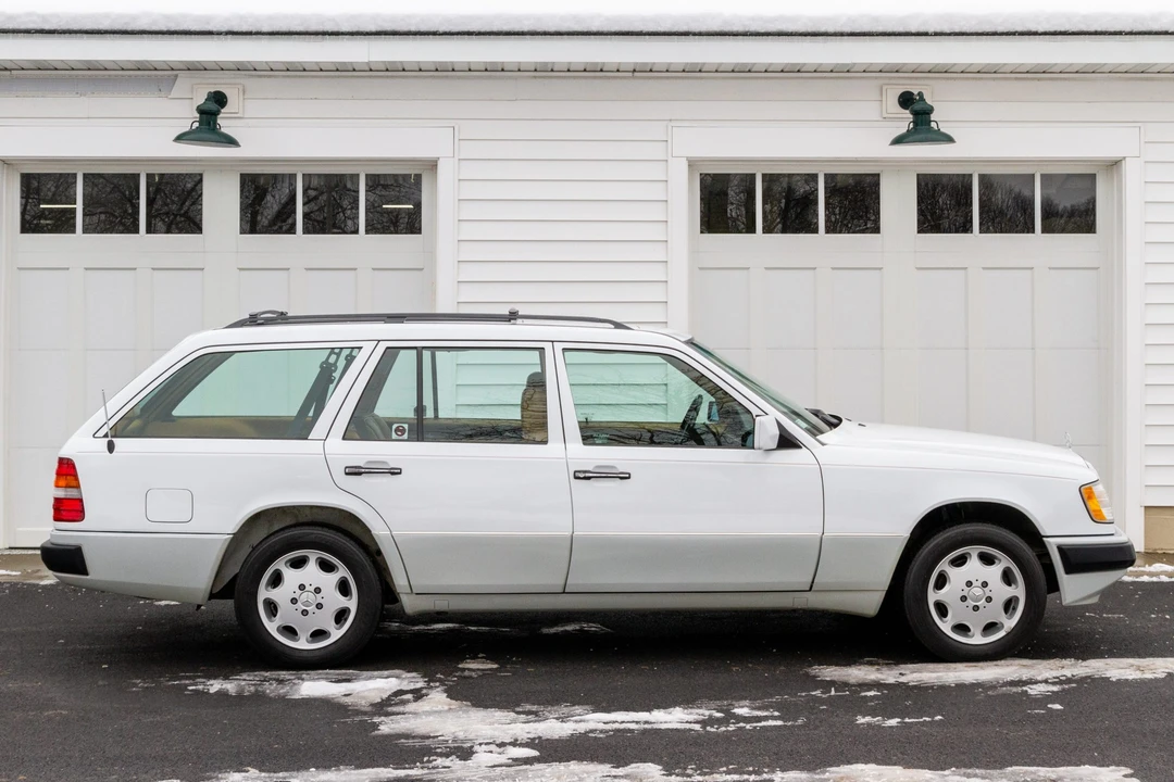 1991 Mercedes-Benz W124 E-Class - Image 7 of 31