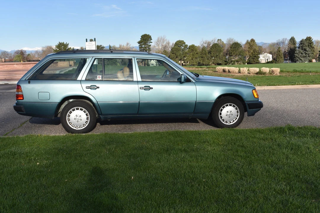 1991 Mercedes-Benz W124 E-Class - Image 4 of 31