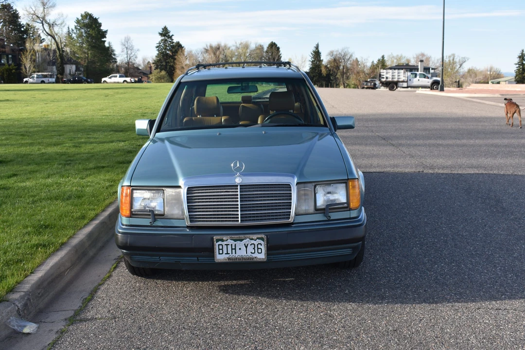 1991 Mercedes-Benz W124 E-Class - Image 9 of 31