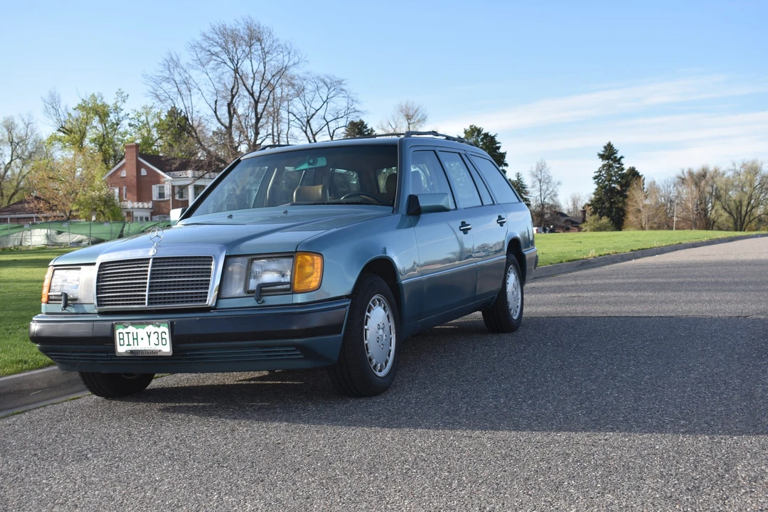 1991 Mercedes-Benz W124 E-Class - Image 12 of 31