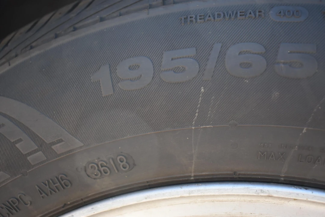1991 Mercedes-Benz W124 E-Class - Image 29 of 31