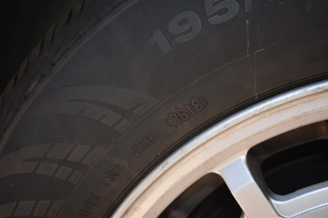 1991 Mercedes-Benz W124 E-Class - Image 30 of 31