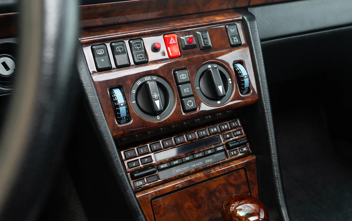 1991 Mercedes-Benz W124 E-Class - Image 16 of 20