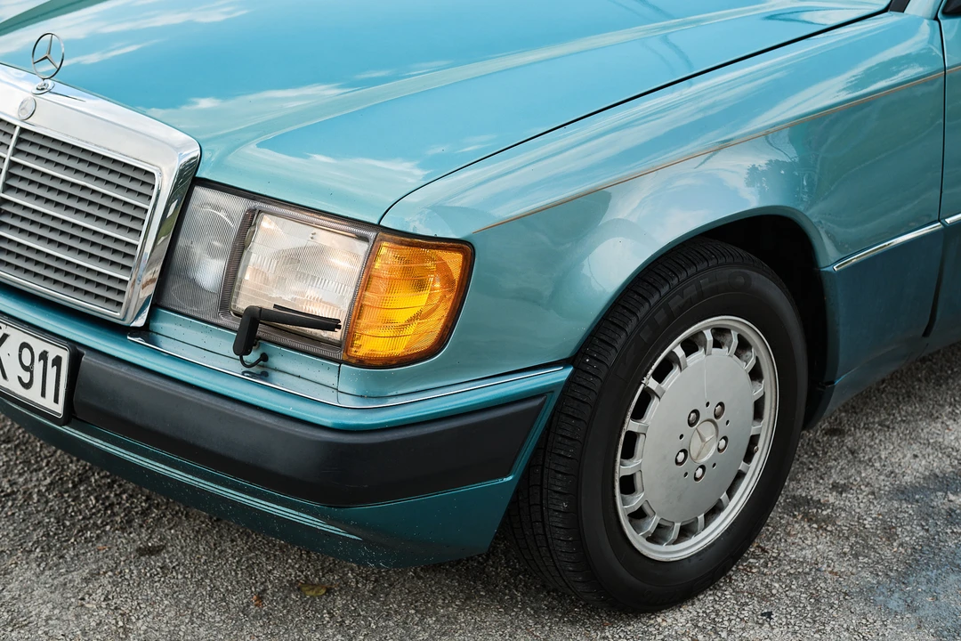 1991 Mercedes-Benz W124 E-Class - Image 17 of 31