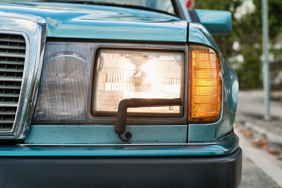 1991 Mercedes-Benz W124 E-Class - Image 16 of 31