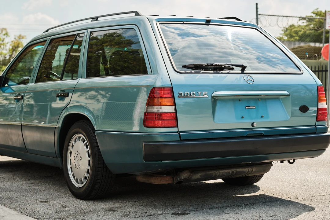 1991 Mercedes-Benz W124 E-Class - Image 26 of 31