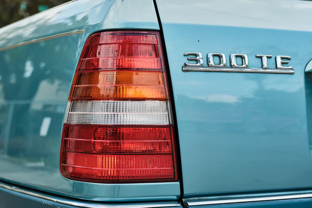 1991 Mercedes-Benz W124 E-Class - Image 29 of 31