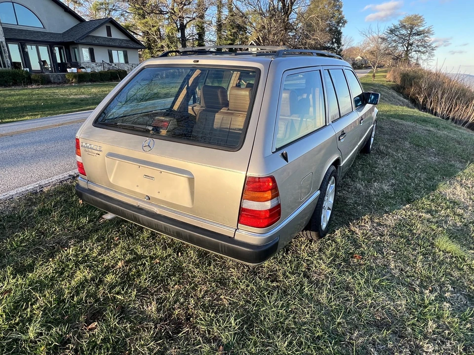 1991 Mercedes-Benz W124 E-Class - Image 11 of 31