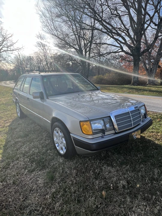 1991 Mercedes-Benz W124 E-Class - Image 7 of 31